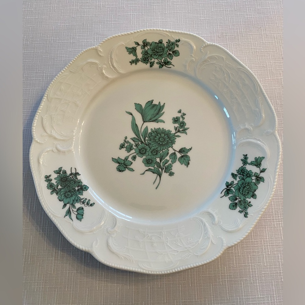 Rosenthal Classic Flower Sanssouci Green 10" Dinner Plate